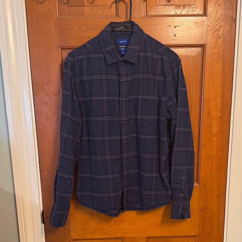 Apt. 9 Men's Dark Blue Checkered Shirt